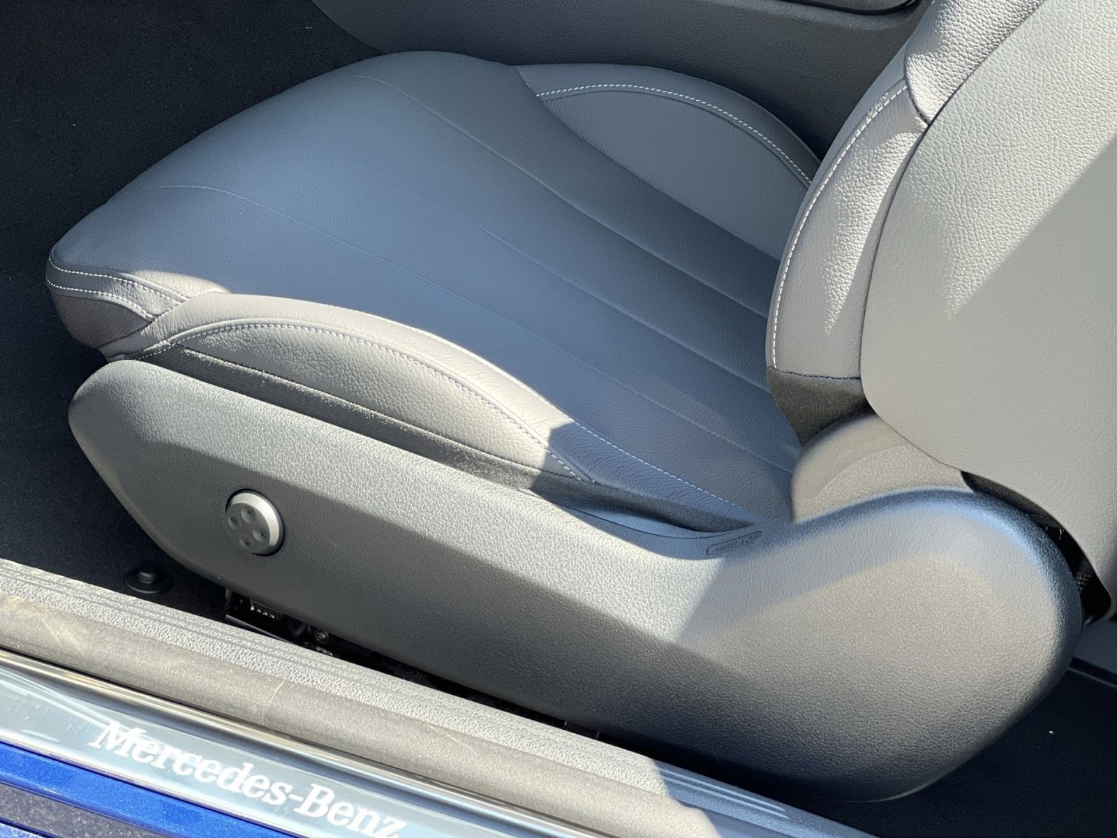 New 2025 Mercedes-Benz CLE 300 4MATIC Coupe image 12