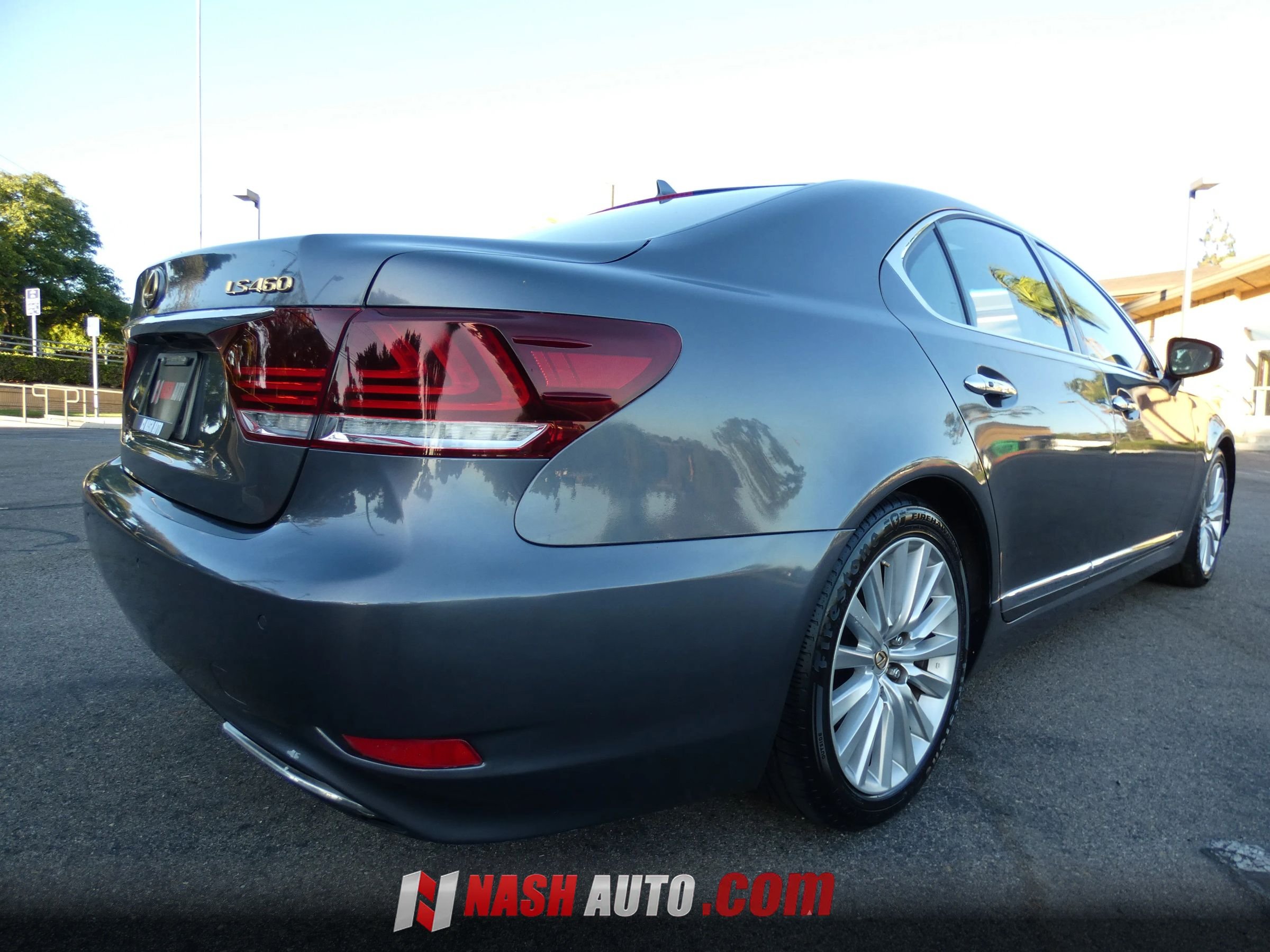 Used 2013 Lexus LS 460 w/ Ultra Luxury Pkg RWD image 9