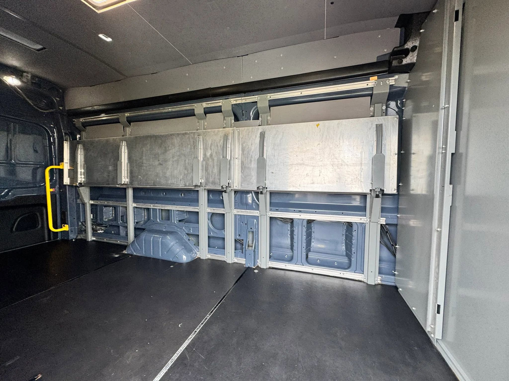Used 2019 Ford Transit 250 148 High Roof Extended RWD image 24