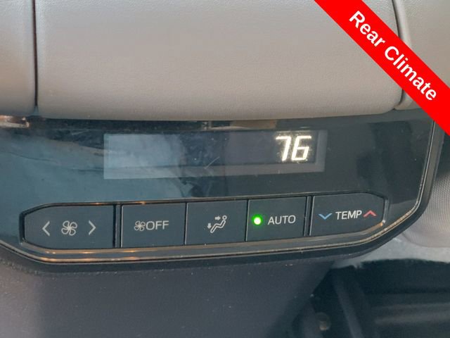 Used 2023 Toyota Highlander L AWD/4WD image 25