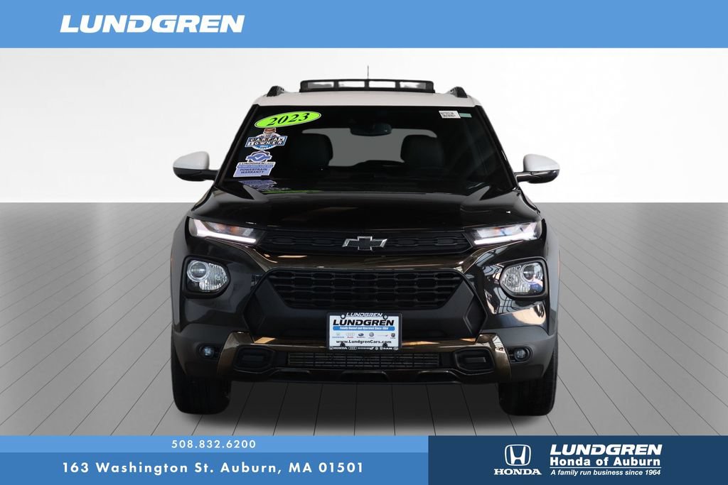 Used 2023 Chevrolet TrailBlazer ACTIV w/ Sun and Liftgate Package AWD/4WD image 2