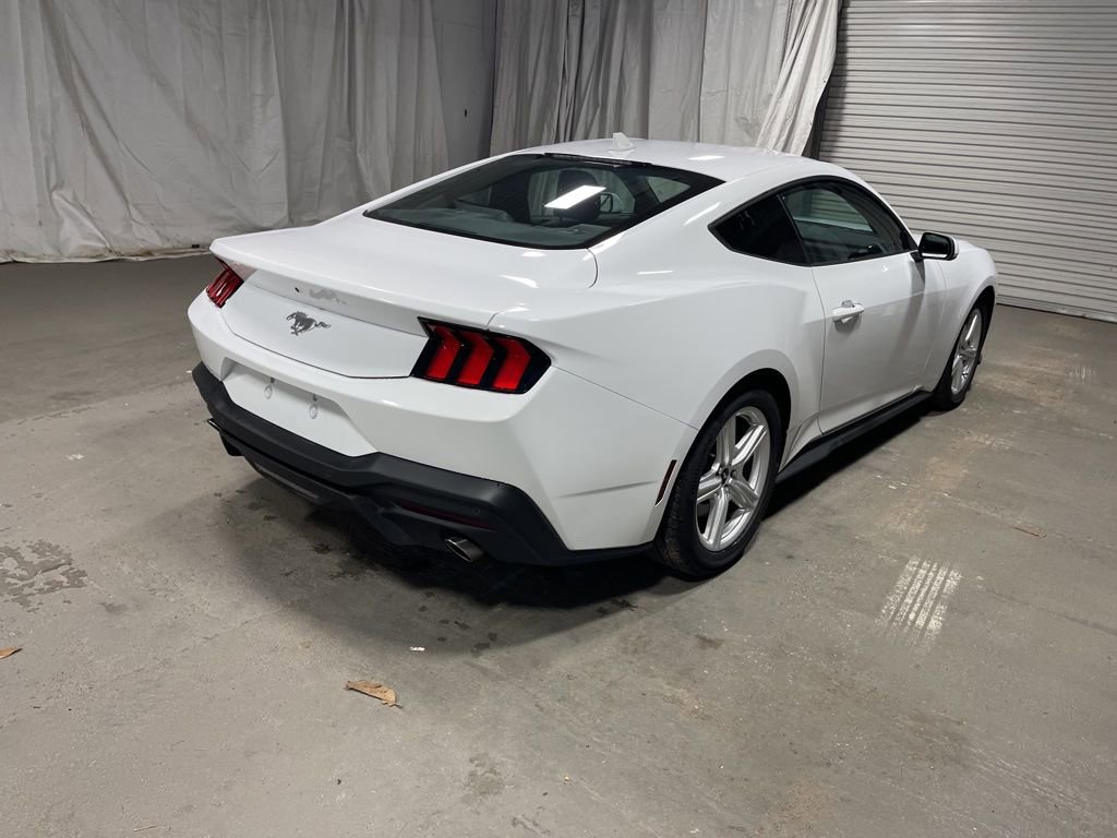 Used 2026 Ford Mustang Premium RWD image 7