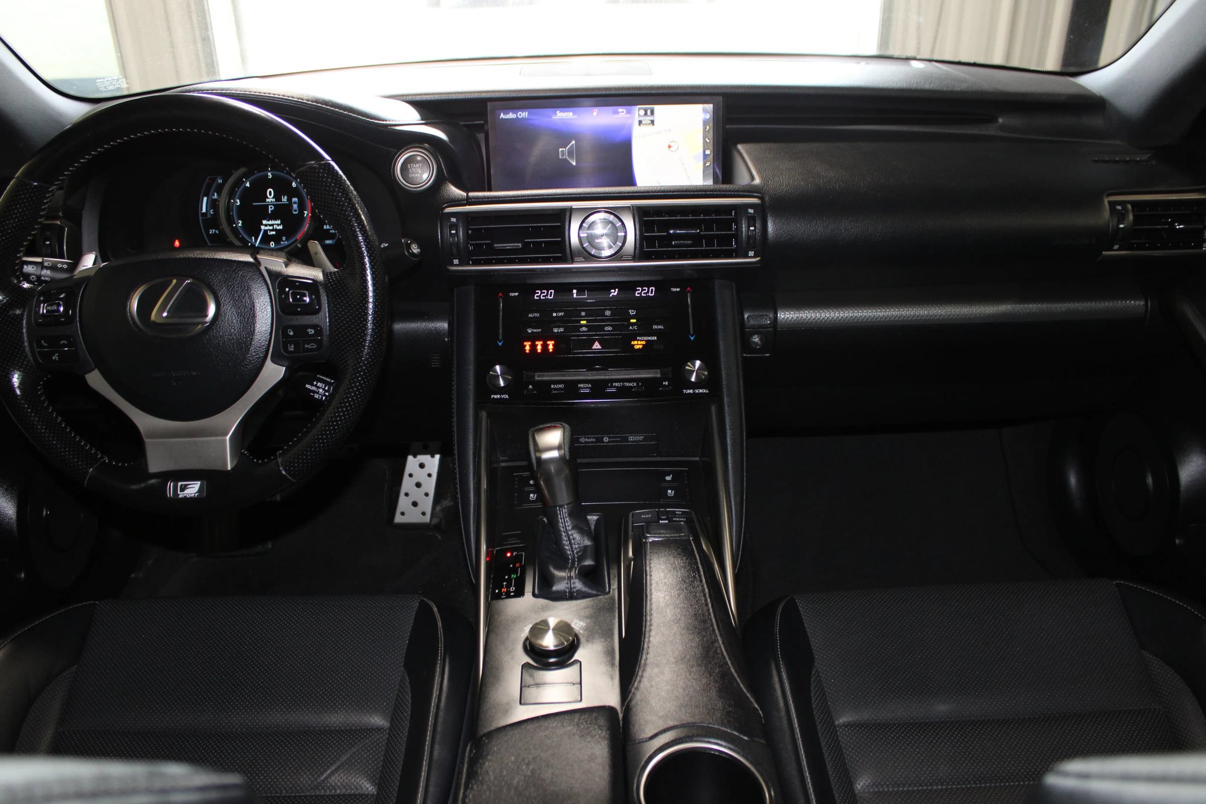 Used 2017 Lexus IS 350 AWD image 12