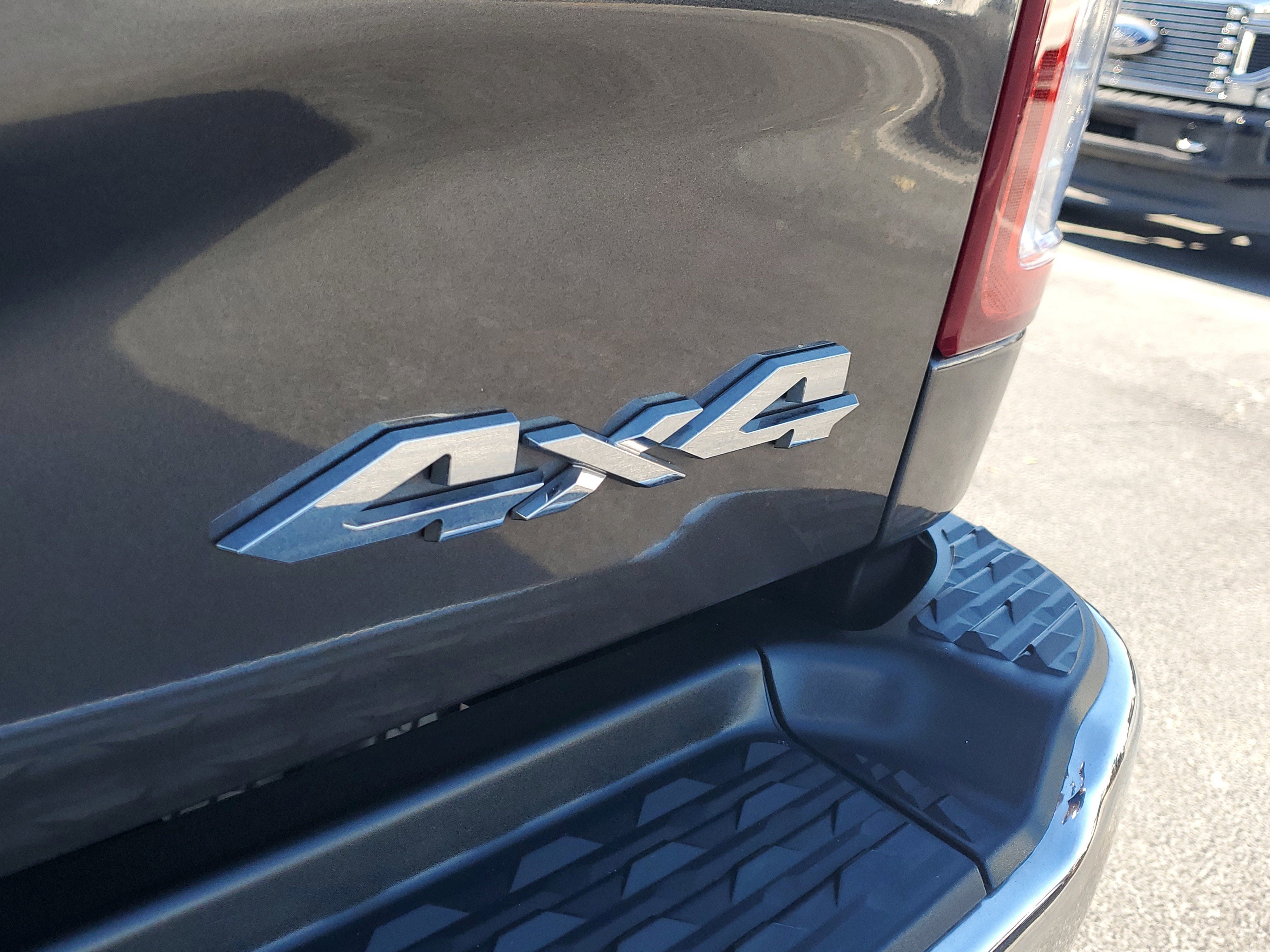 Used 2023 RAM 3500 Tradesman image 9