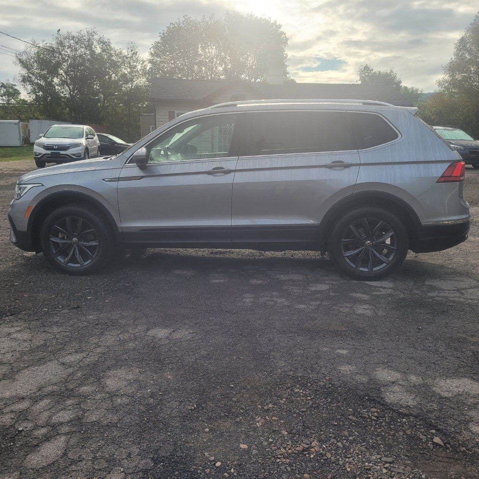 Used 2022 Volkswagen Tiguan SE image 5