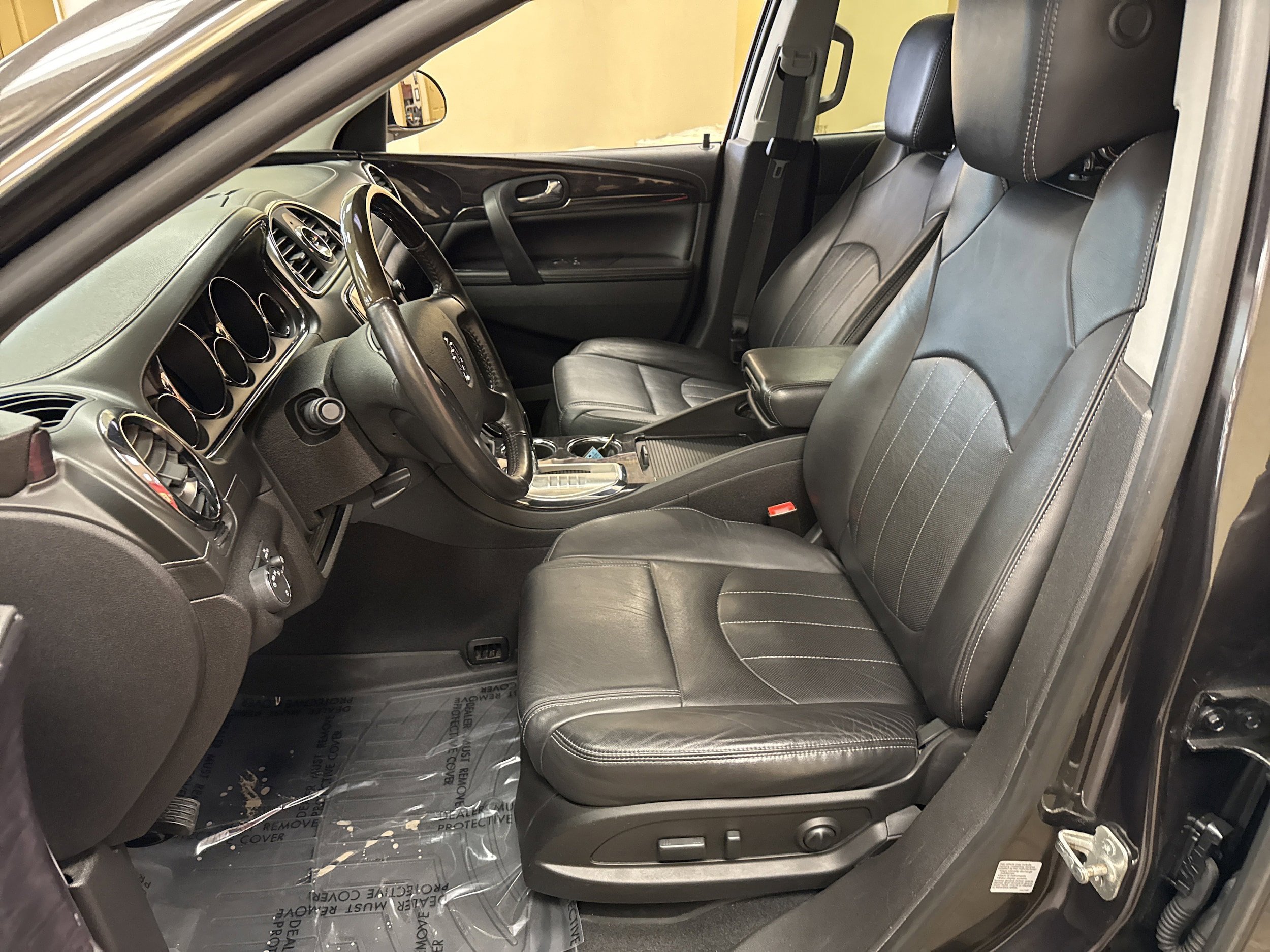 Used 2017 Buick Enclave Leather AWD/4WD image 42