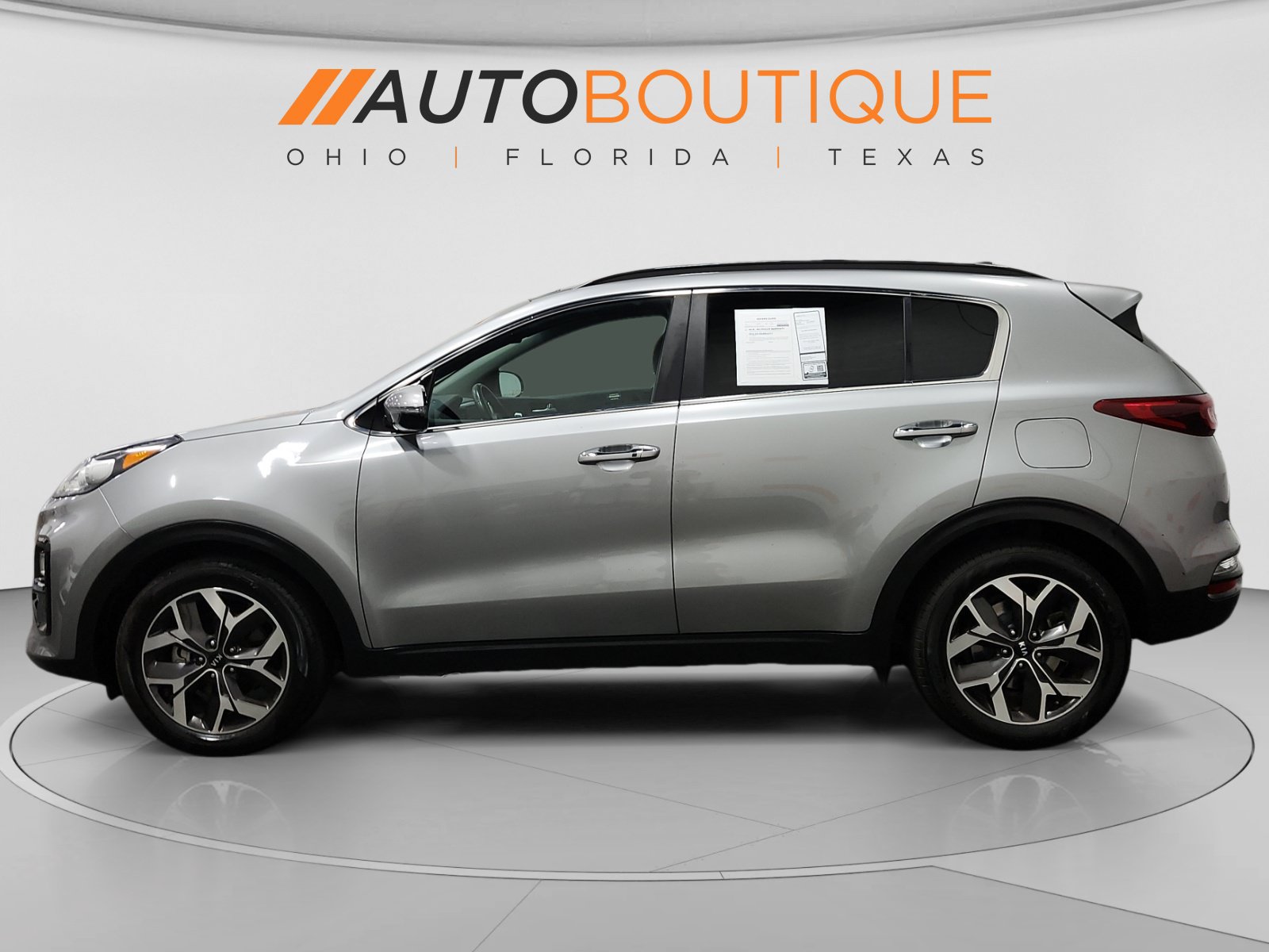 Used 2020 Kia Sportage EX w/ Option Group 15 FWD image 2