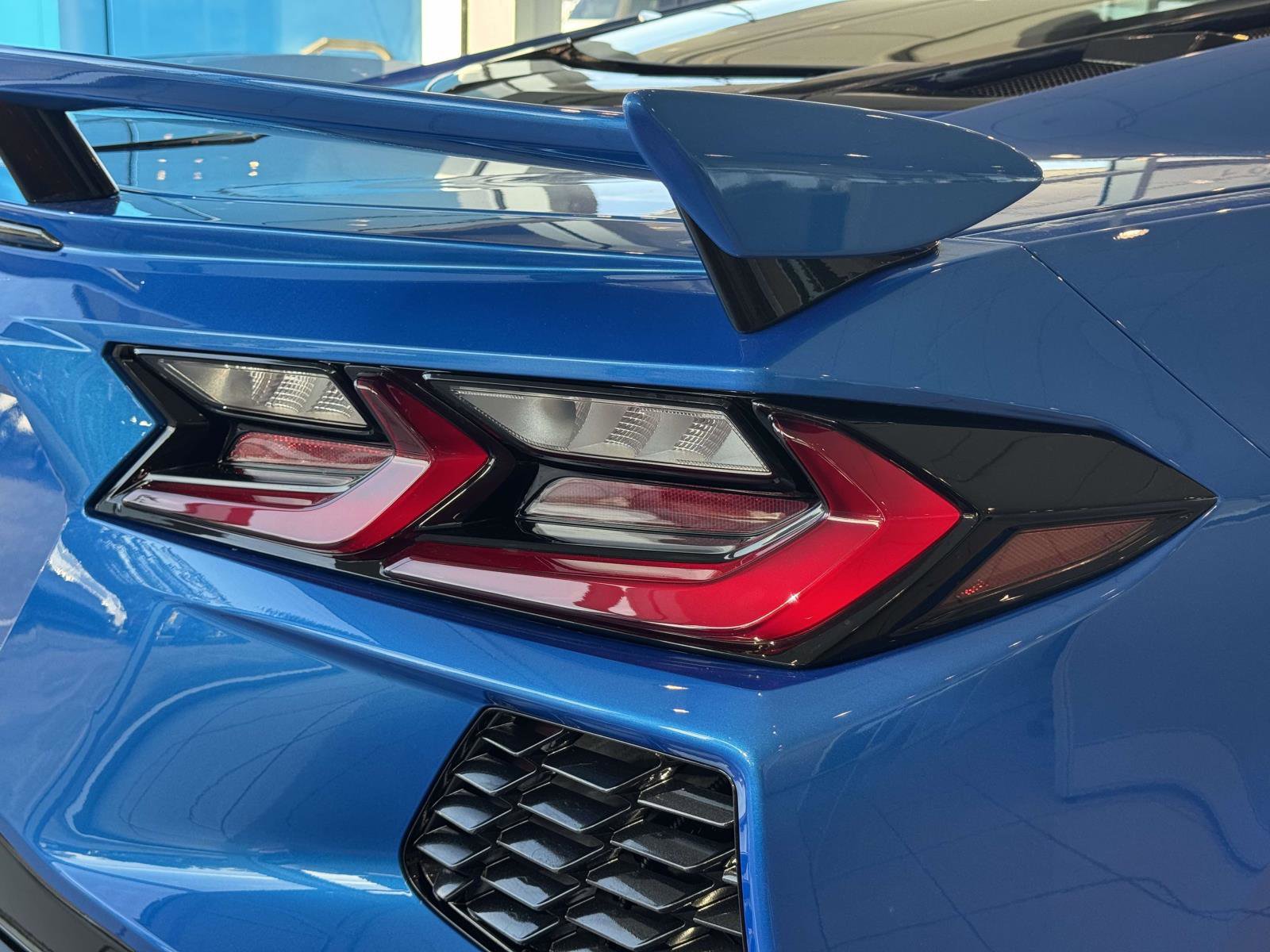 New 2026 Chevrolet Corvette Stingray Premium Cpe w/ Z51 Performance Package image 25