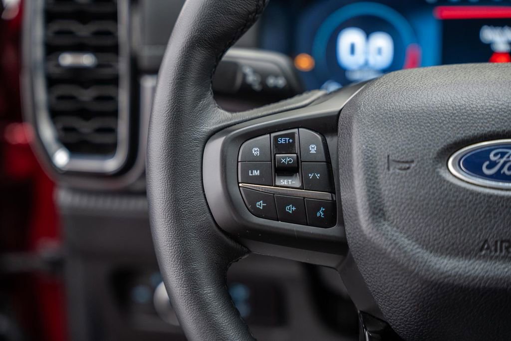 Certified 2025 Ford Ranger Lariat w/ FX4 Off-Road Package image 31