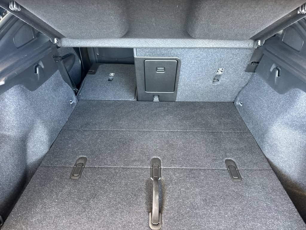 Certified 2023 Volvo C40 P8 Recharge Ultimate w/ Protection Package Premier AWD/4WD image 14