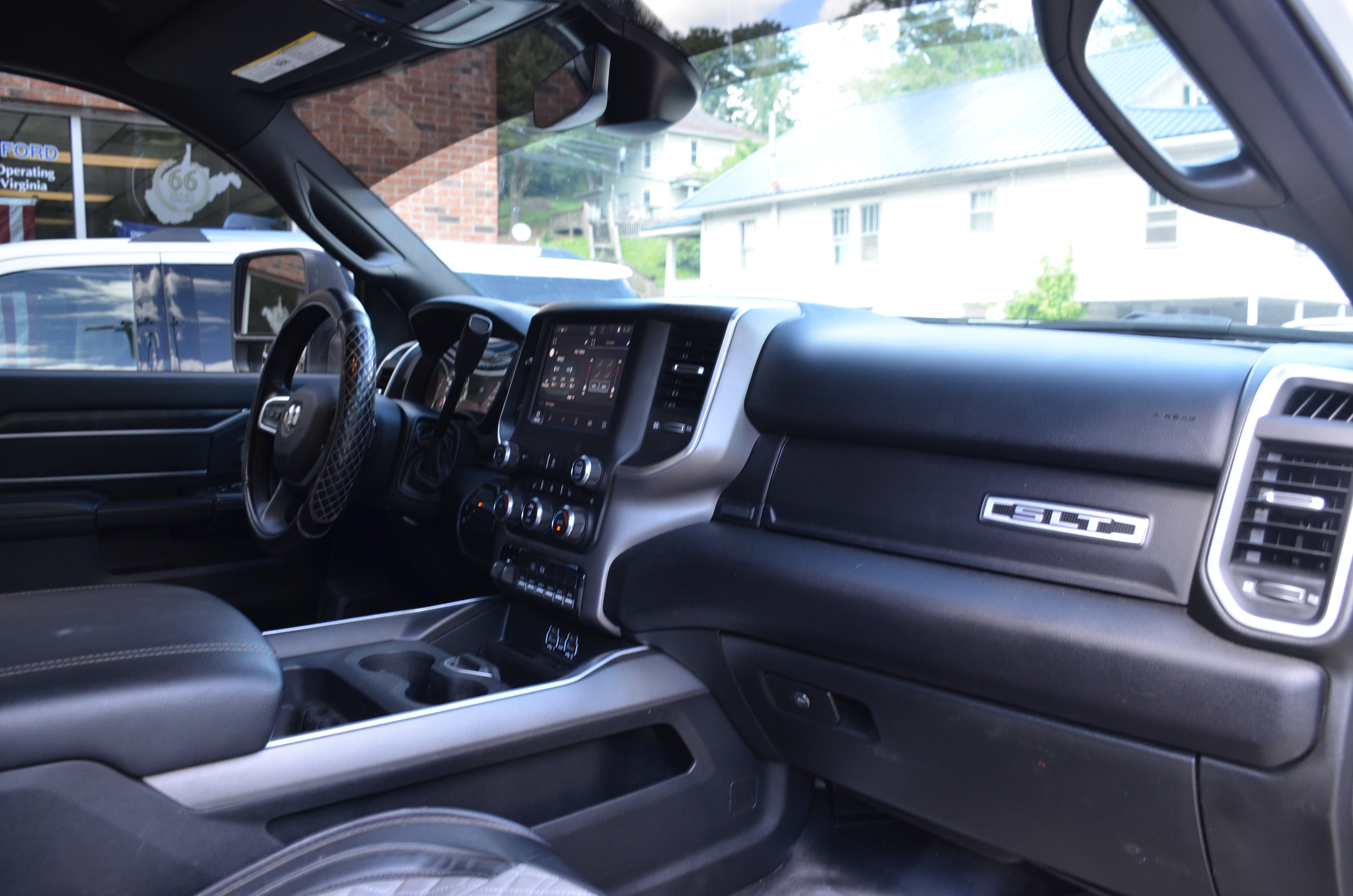 Used 2024 RAM 4500 SLT w/ Quick Order Package 2YG SLT AWD/4WD image 33