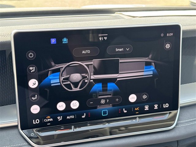 New 2025 Volkswagen Tiguan SE image 23