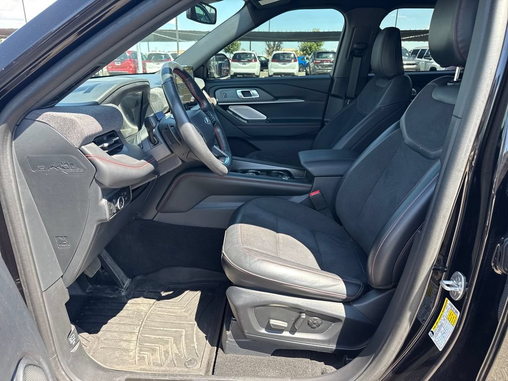 Used 2025 Ford Explorer ST w/ Sun And Sound Package AWD/4WD image 25