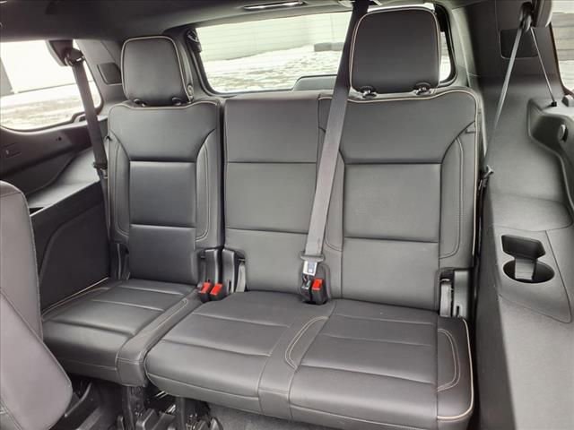 Used 2021 Chevrolet Tahoe Premier w/ Premium Package image 17