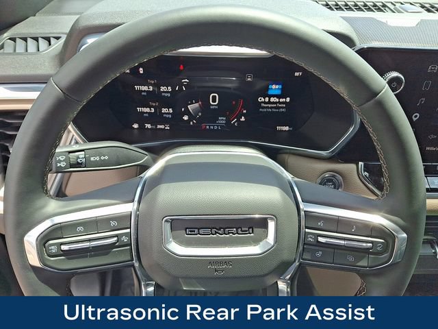 Used 2025 GMC Canyon Denali AWD/4WD image 4