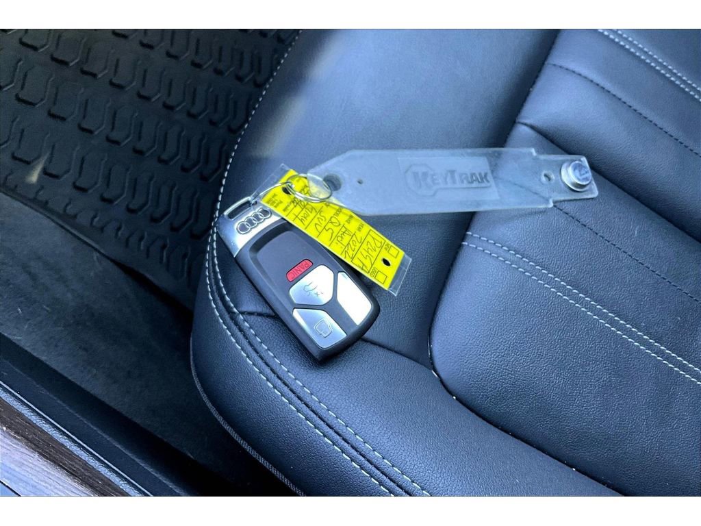 Used 2022 Audi Q5 2.0T Premium image 12