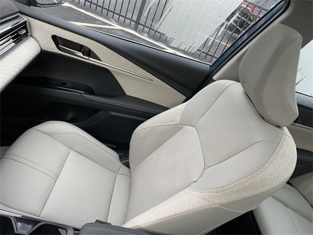 Certified 2025 Toyota Camry XLE image 31