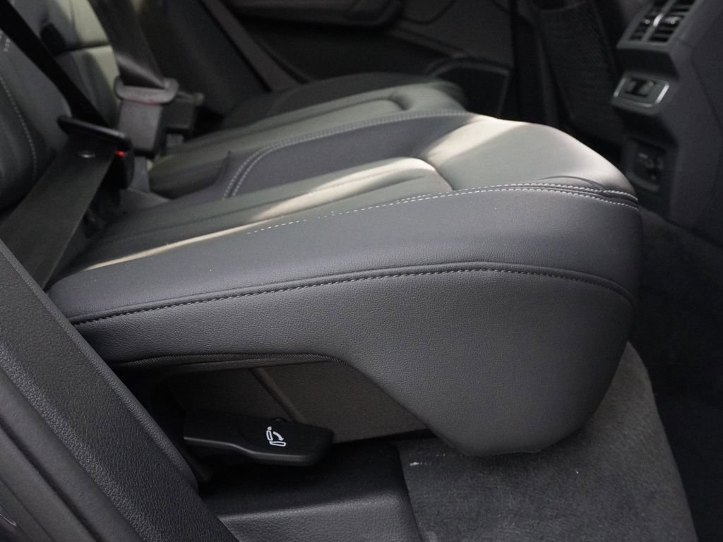 Used 2023 Audi Q5 2.0T Premium Plus w/ Premium Plus Package image 37