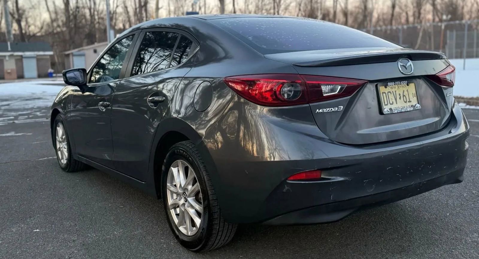 Used 2014 MAZDA MAZDA3 i Touring image 4