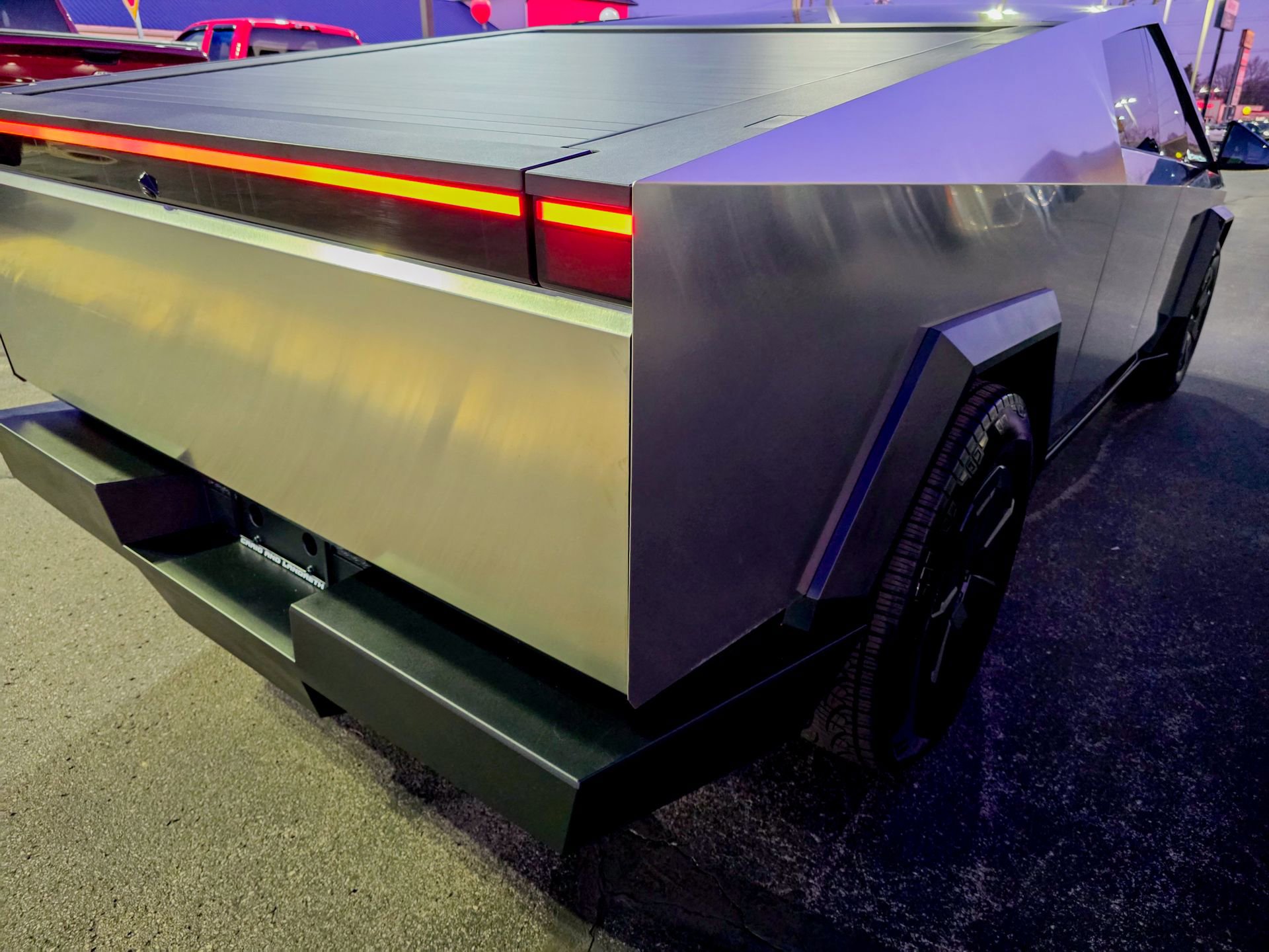 Used 2025 Tesla Cybertruck AWD Crew Cab image 24