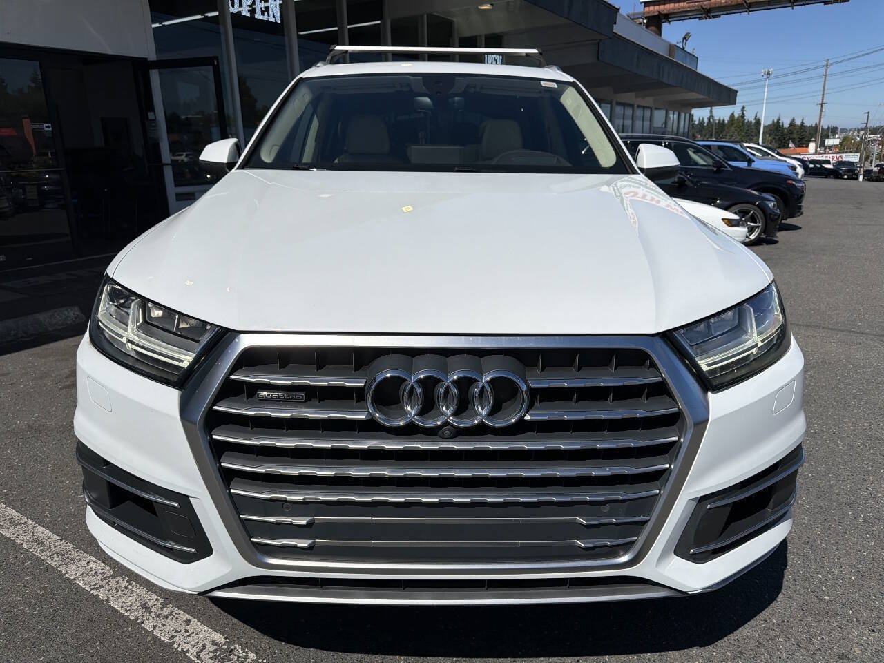 Used 2017 Audi Q7 3.0T Prestige AWD/4WD image 12