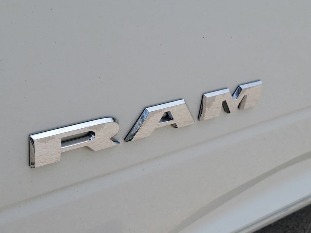 Used 2023 RAM 2500 Big Horn w/ Cold Weather Group AWD/4WD image 11