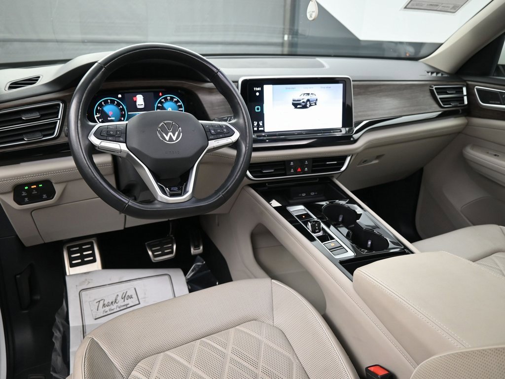 Used 2024 Volkswagen Atlas SEL Premium R-Line image 13