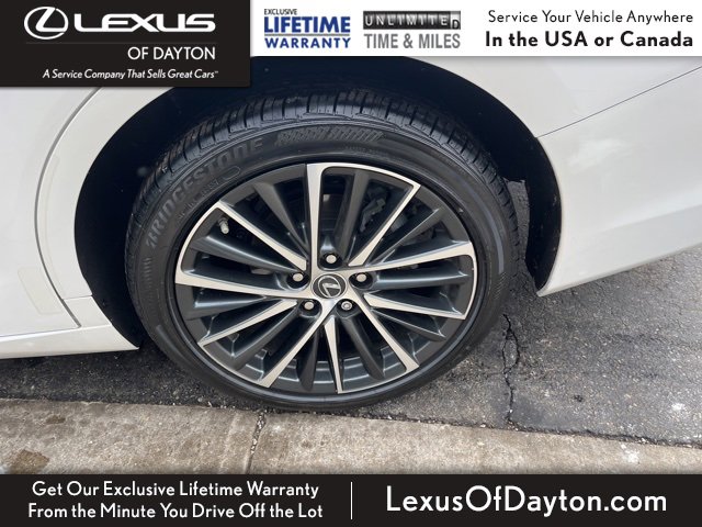Certified 2023 Lexus ES 250 w/ Premium Package image 29