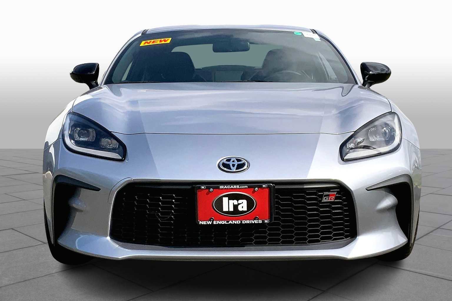 New 2025 Toyota GR86 Premium image 3