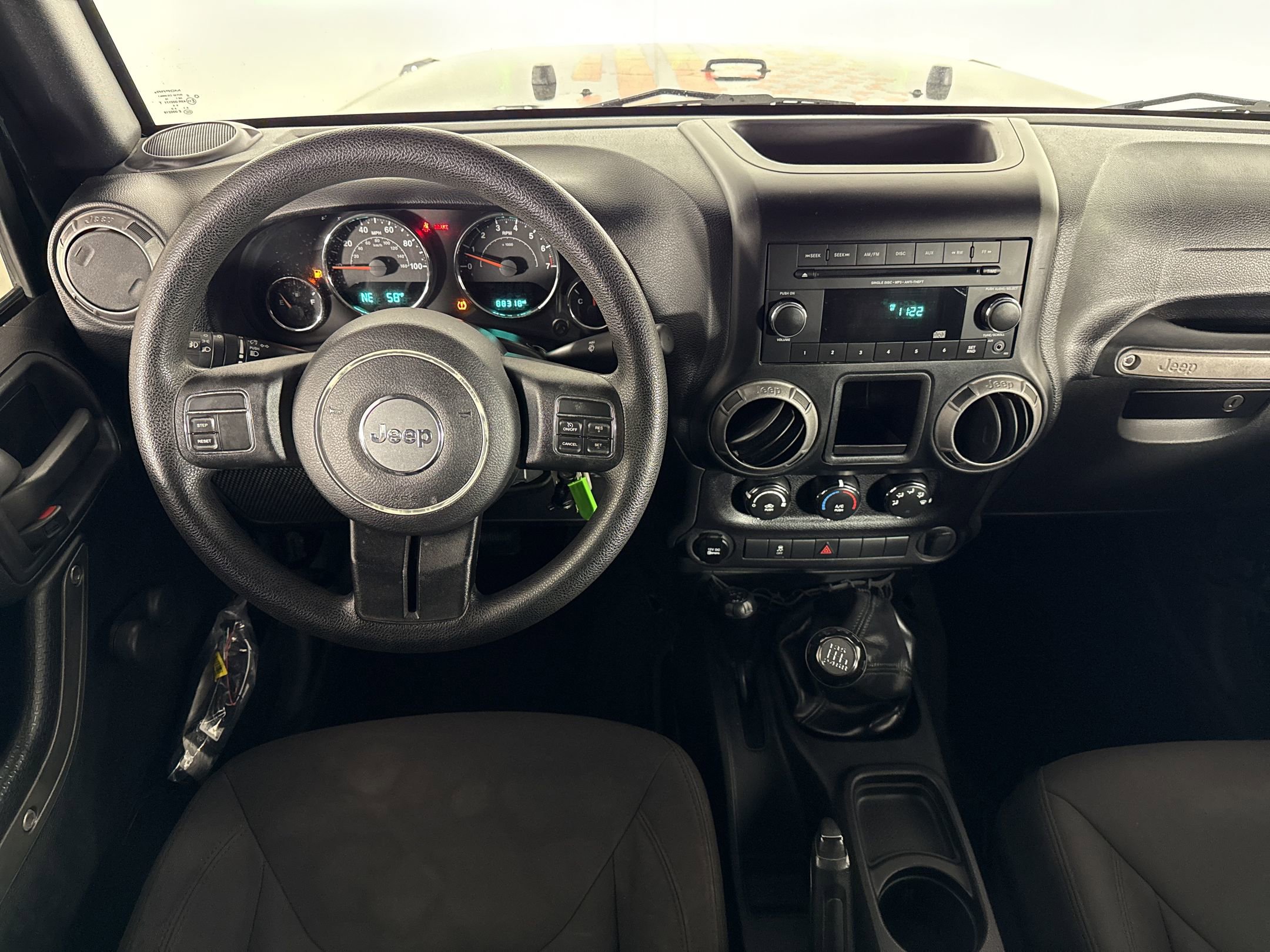 Used 2015 Jeep Wrangler Unlimited Sport w/ Max Tow Package AWD/4WD image 23
