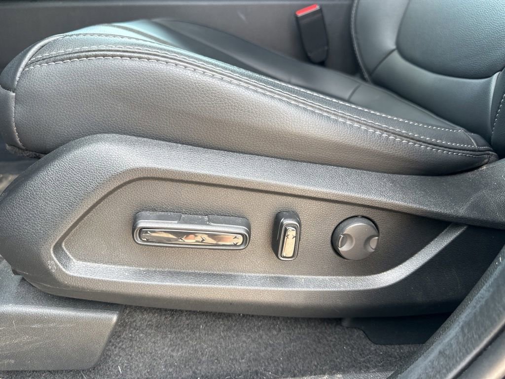 Certified 2025 Honda Pilot EX-L image 18