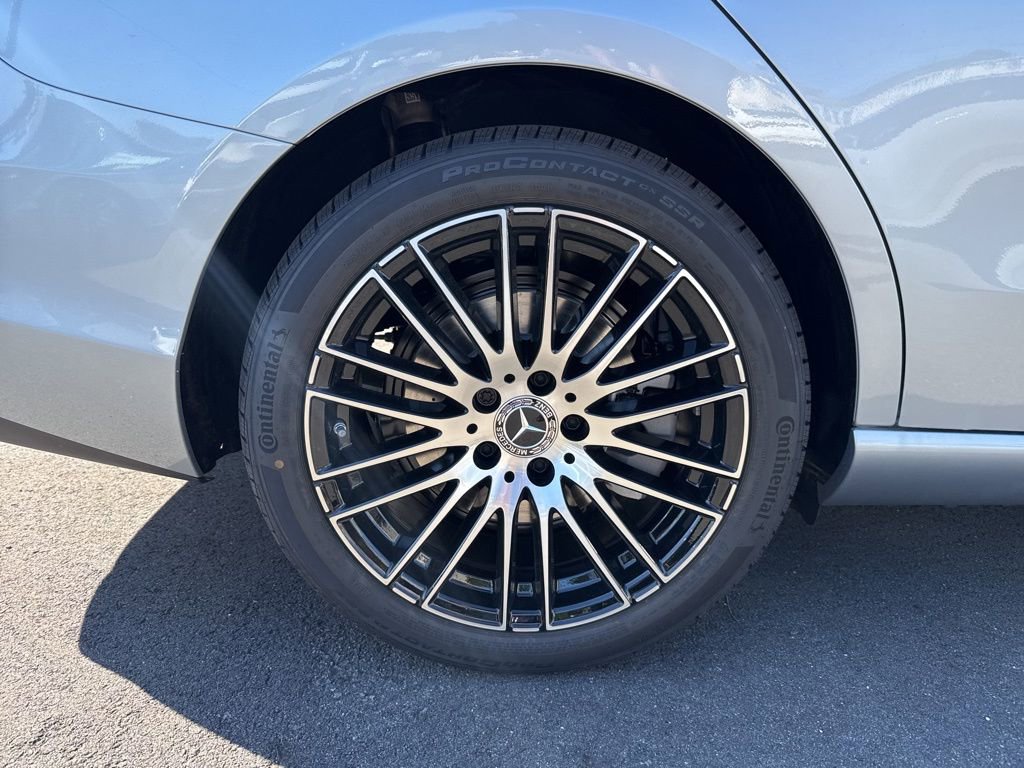 New 2025 Mercedes-Benz C 300 4MATIC Sedan image 11