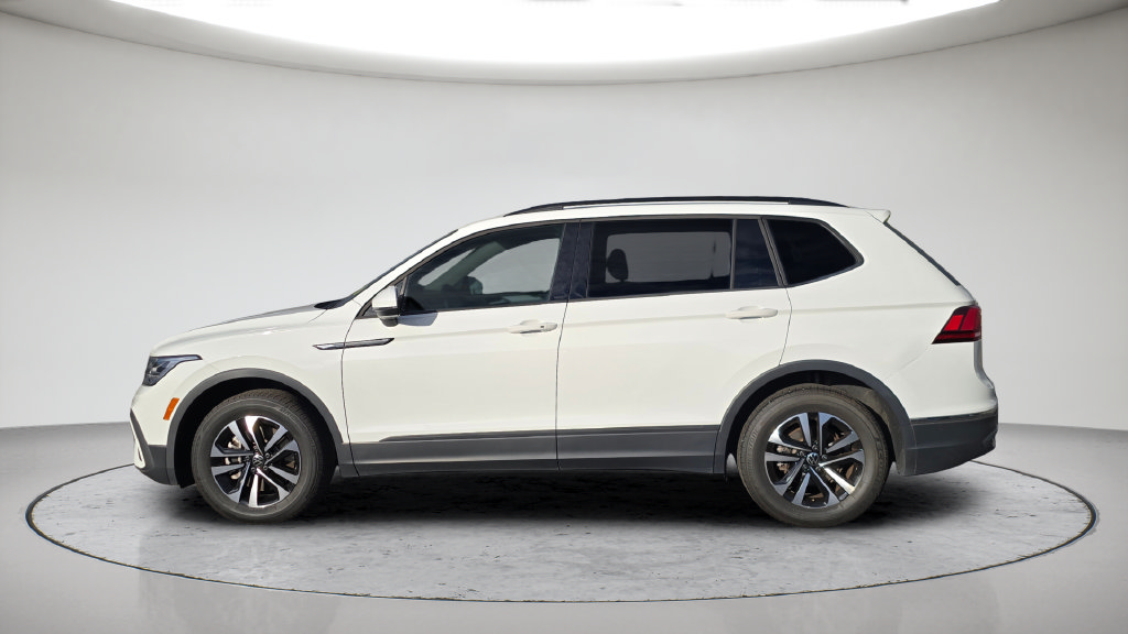 Used 2023 Volkswagen Tiguan S w/ Driver Assistance Package FWD image 8