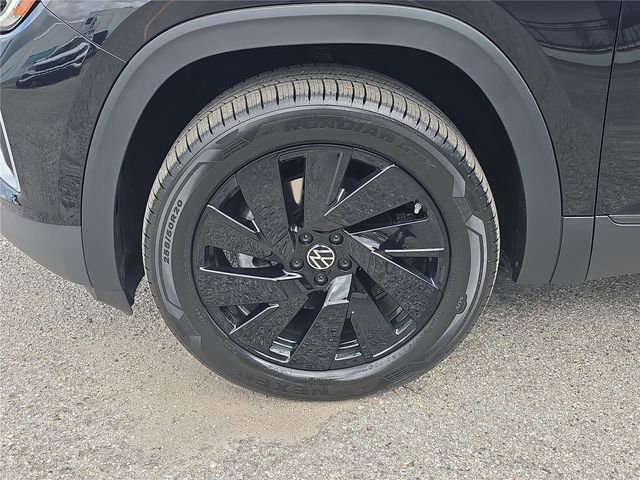 New 2026 Volkswagen Atlas SE image 9