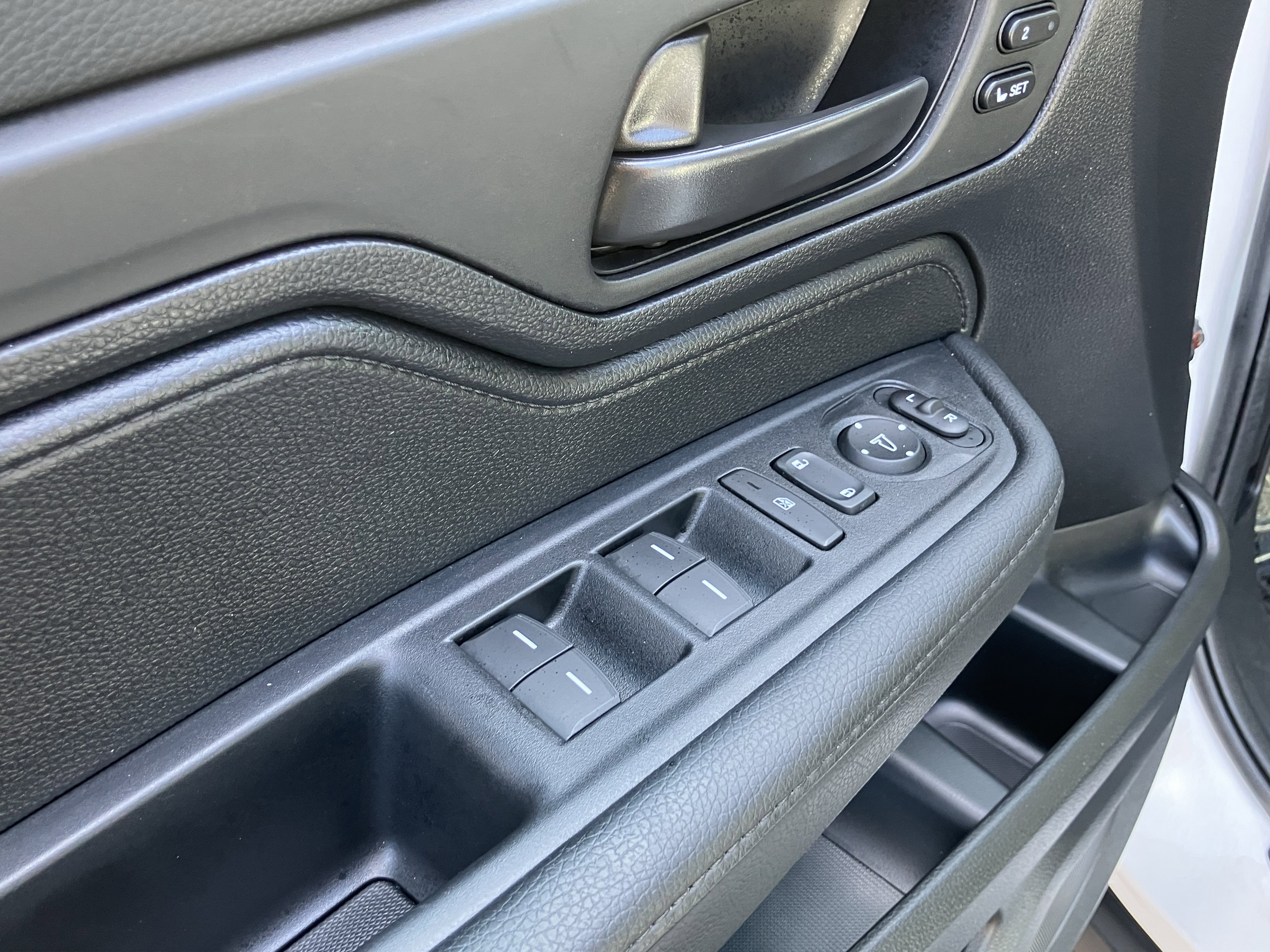 Used 2025 Honda Odyssey EX-L image 15