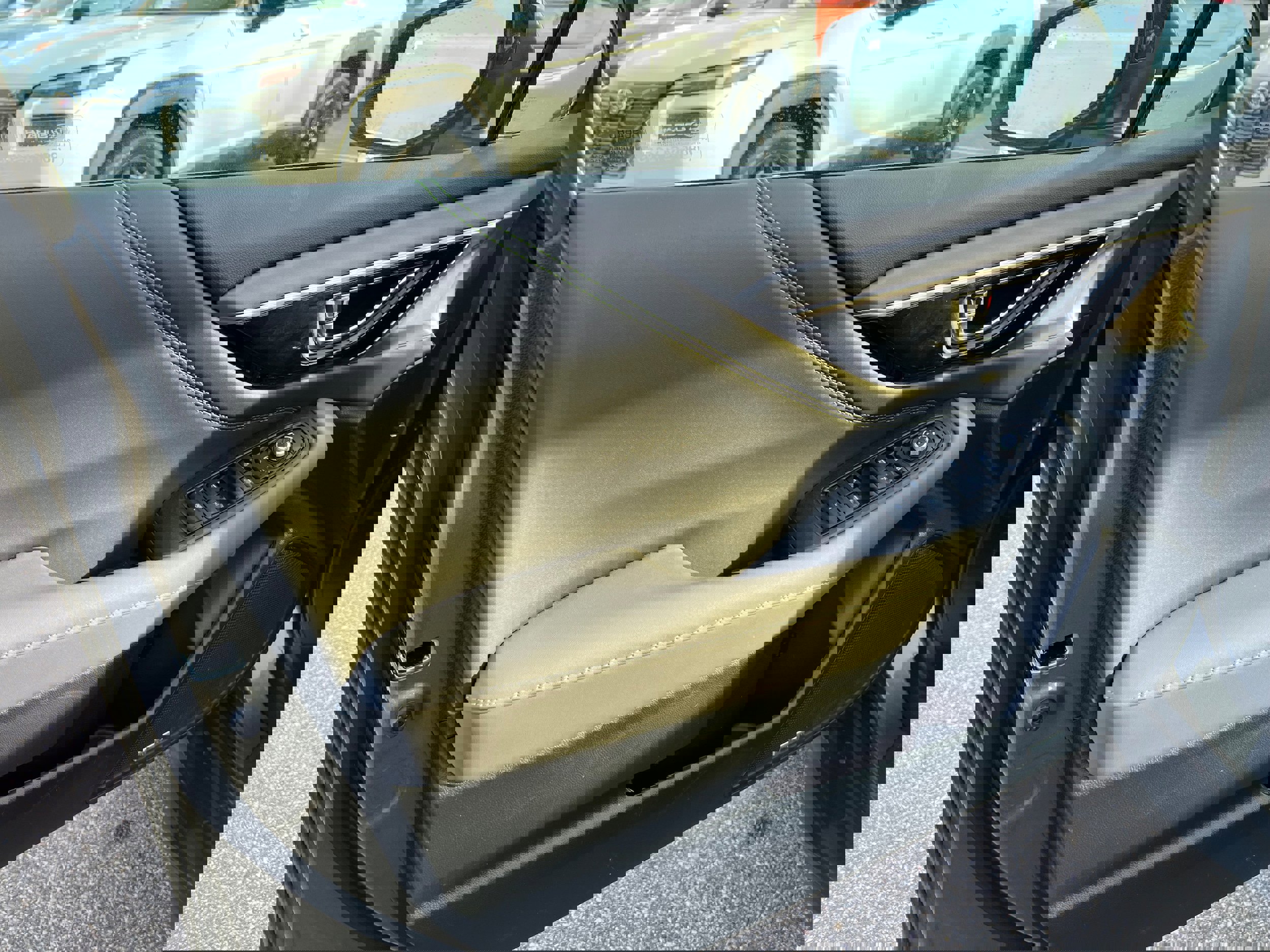 Certified 2025 Subaru Outback Onyx Edition image 17