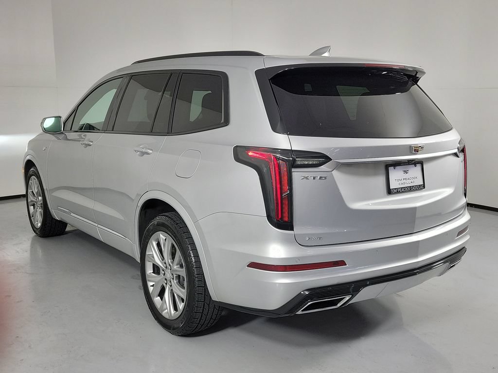 Used 2020 Cadillac XT6 Sport AWD/4WD image 4