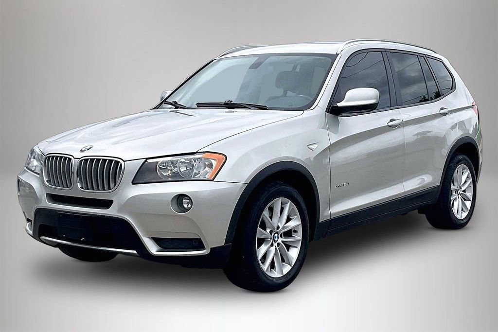 Used 2013 BMW X3 xDrive28i AWD/4WD image 2