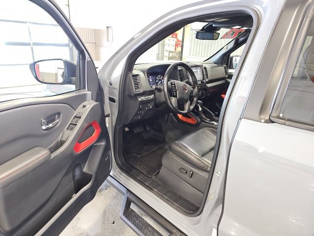 Certified 2023 Nissan Frontier PRO-4X w/ Pro-4X Premium Package image 9
