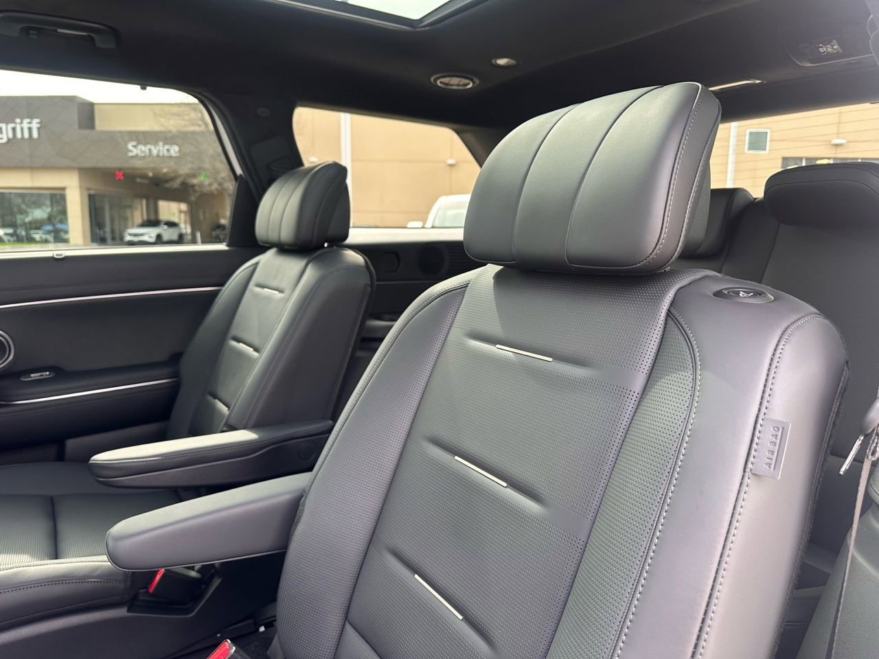 Used 2026 Hyundai Palisade Calligraphy image 18