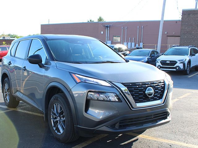 Used 2021 Nissan Rogue S AWD/4WD image 4