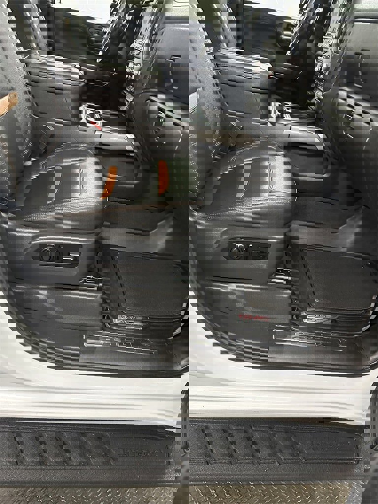 Used 2021 GMC Sierra 2500 AT4 w/ AT4 Premium Plus Package image 48