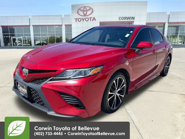 Used 2019 Toyota Camry SE w/ Convenience Package FWD image 7