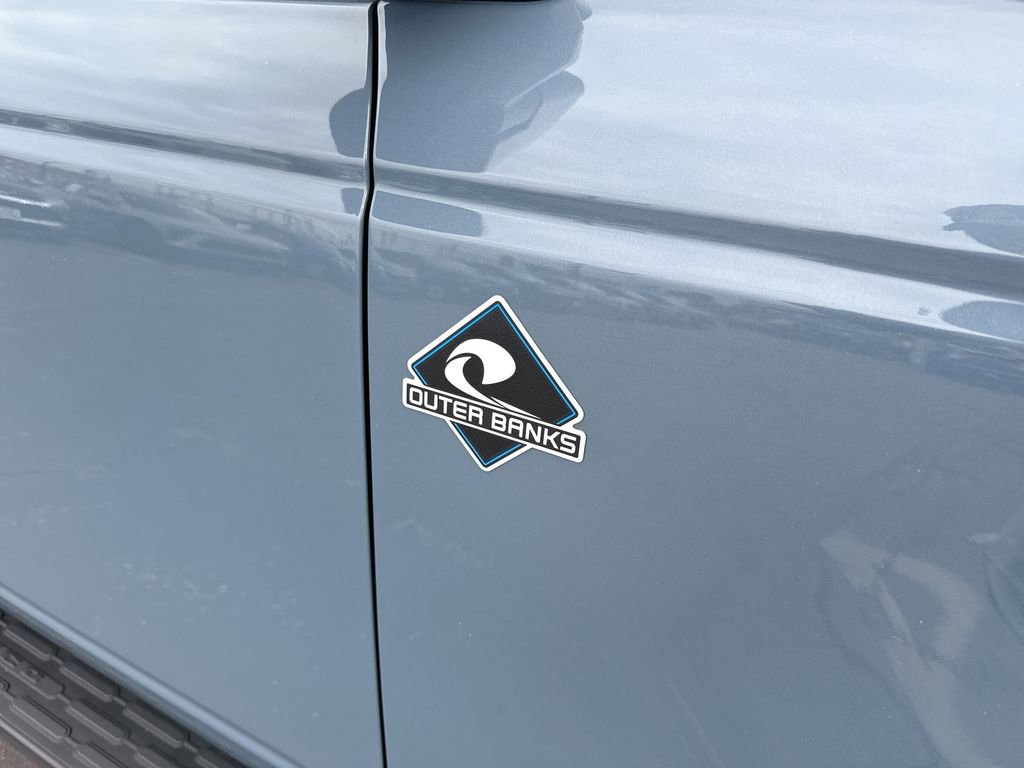 Used 2024 Ford Bronco Outer Banks image 32