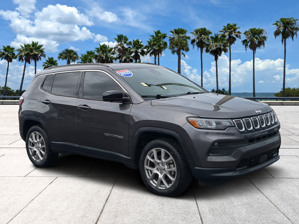 Used 2022 Jeep Compass Latitude AWD/4WD image 7