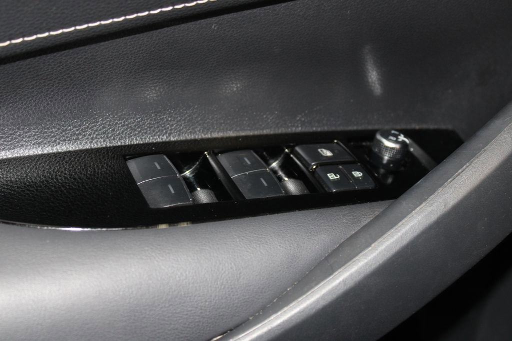 Used 2019 Toyota Corolla SE image 38