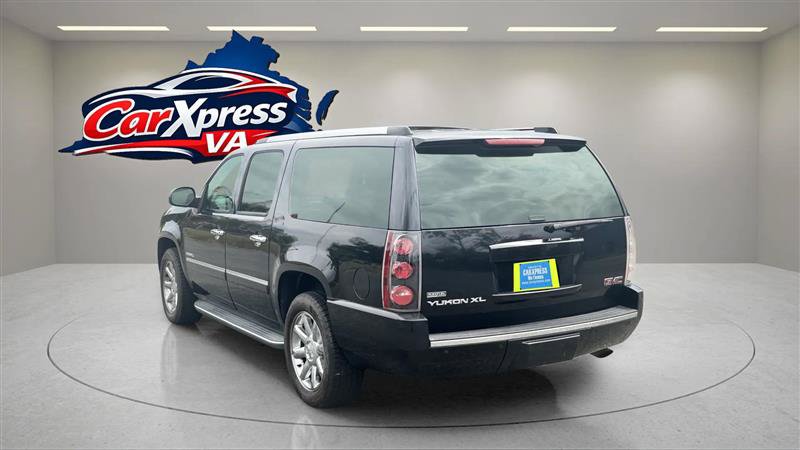 Used 2011 GMC Yukon XL Denali AWD/4WD image 35