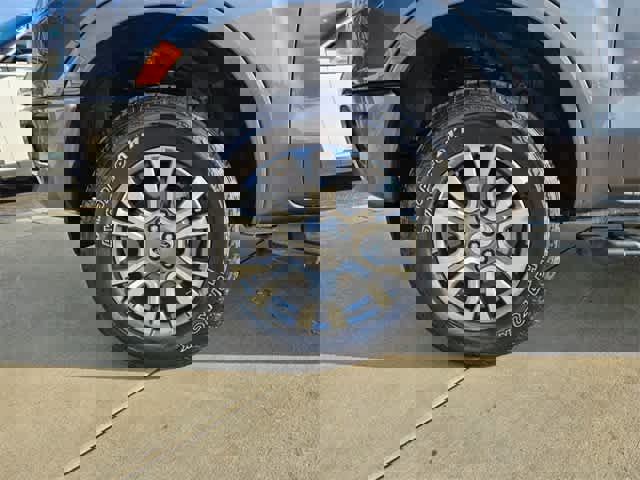 Used 2023 Ford Ranger Lariat w/ FX4 Off-Road Package image 13