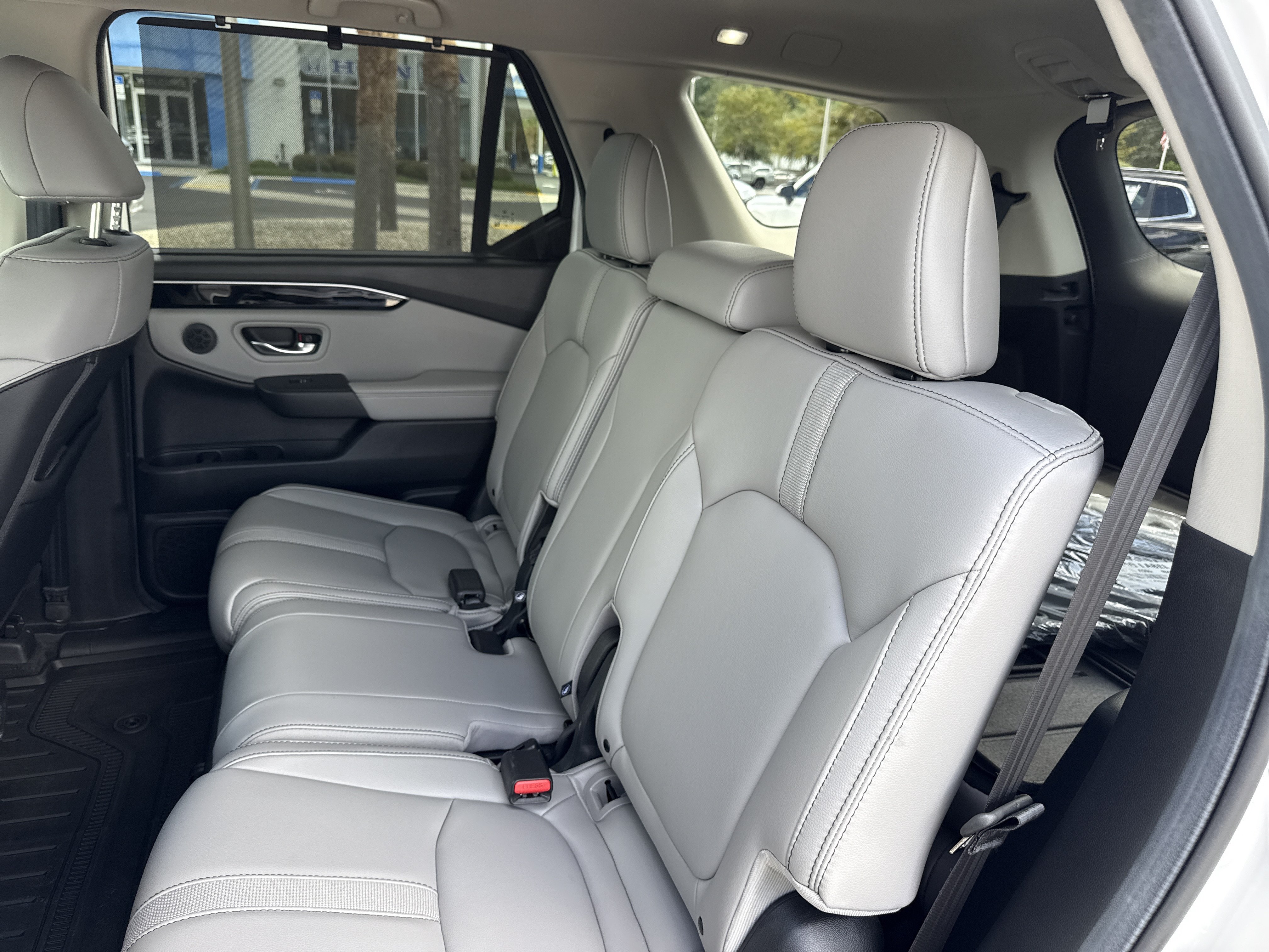 Certified 2024 Honda Pilot Touring image 25