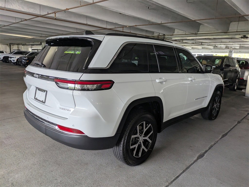New 2025 Jeep Grand Cherokee Limited image 5